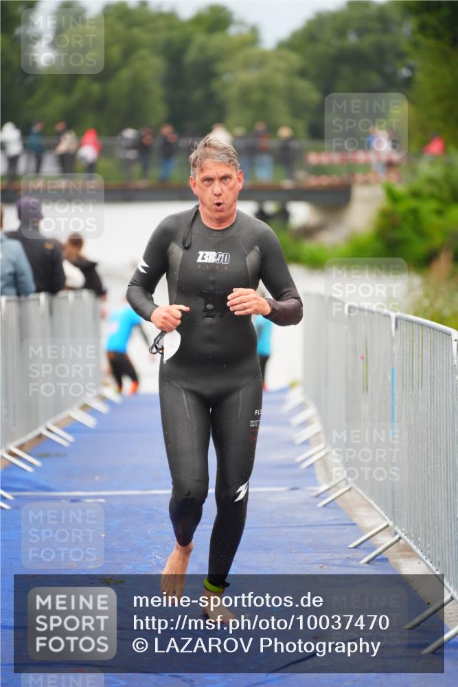 30.08.2026 - Elbe Triathlon Hamburg LAZAROV Photography http://msf.ph/oto/10037470 30.08.2026 09:14:26 Schwimmen 726 meine-sportfotos.de