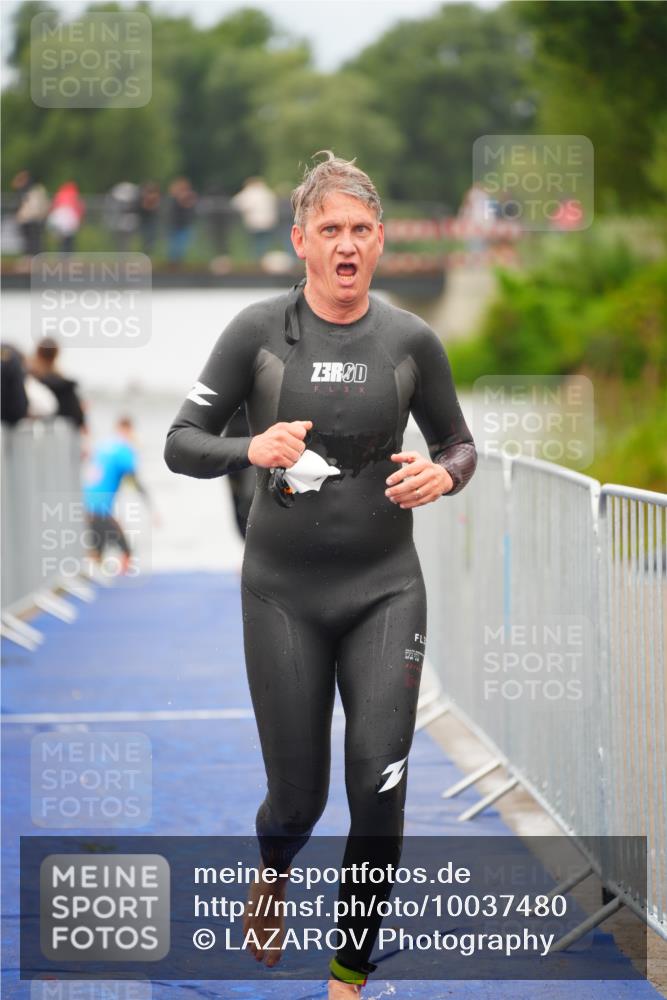 30.08.2026 - Elbe Triathlon Hamburg LAZAROV Photography http://msf.ph/oto/10037480 30.08.2026 09:14:27 Schwimmen 726 meine-sportfotos.de