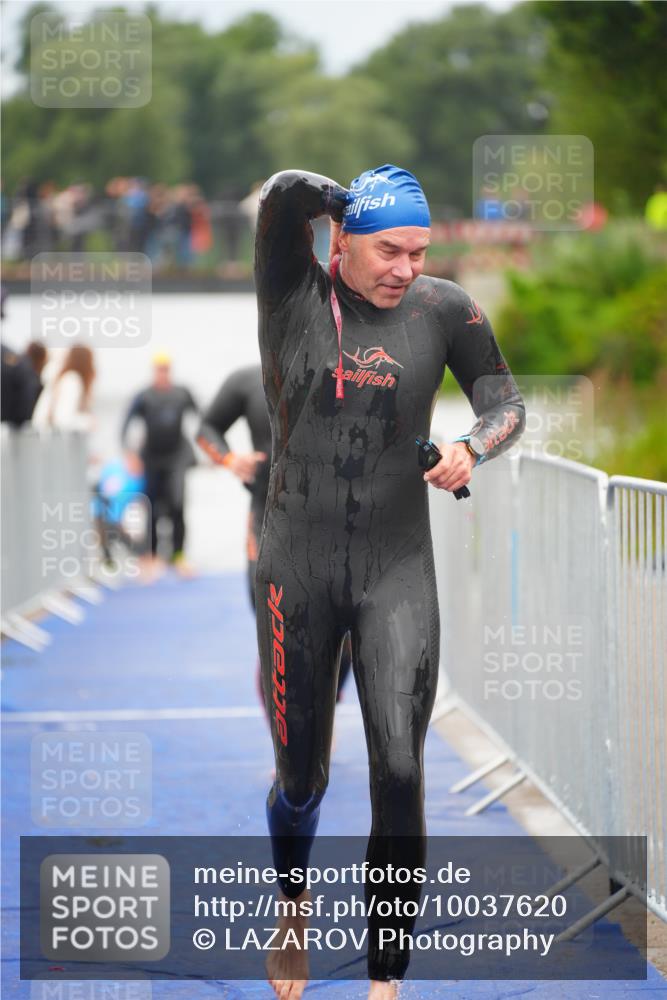 30.08.2026 - Elbe Triathlon Hamburg LAZAROV Photography http://msf.ph/oto/10037620 30.08.2026 09:15:01 Schwimmen 659, 662, 734 meine-sportfotos.de
