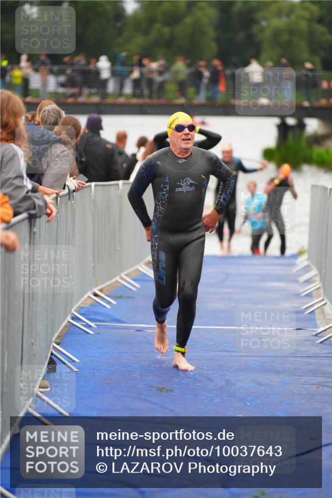 30.08.2026 - Elbe Triathlon Hamburg LAZAROV Photography http://msf.ph/oto/10037643 30.08.2026 09:15:09 Schwimmen 659, 662, 669, 734, 786 meine-sportfotos.de
