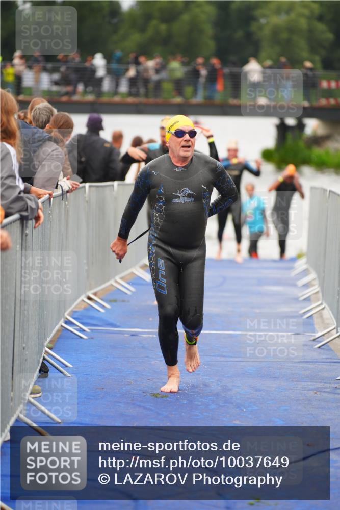 30.08.2026 - Elbe Triathlon Hamburg LAZAROV Photography http://msf.ph/oto/10037649 30.08.2026 09:15:09 Schwimmen 659, 662, 669, 734, 786 meine-sportfotos.de