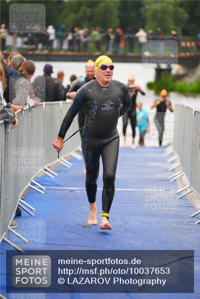 30.08.2026 - Elbe Triathlon Hamburg LAZAROV Photography http://msf.ph/oto/10037653 30.08.2026 09:15:09 Schwimmen 659, 662, 669, 734, 786 meine-sportfotos.de