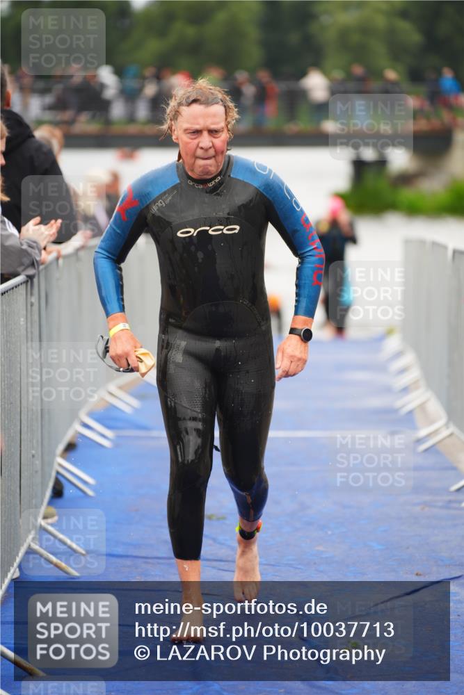 30.08.2026 - Elbe Triathlon Hamburg LAZAROV Photography http://msf.ph/oto/10037713 30.08.2026 09:15:22 Schwimmen 669, 720, 785, 786 meine-sportfotos.de