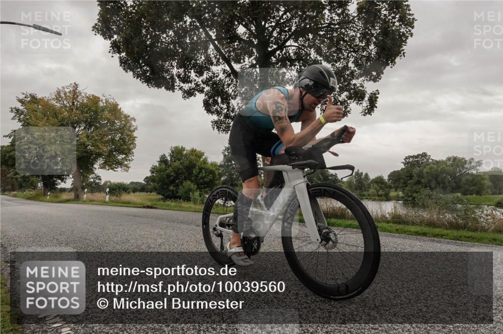 30.08.2026 - Elbe Triathlon Hamburg Michael Burmester http://msf.ph/oto/10039560 30.08.2026 08:40:02 Radfahren 207 meine-sportfotos.de