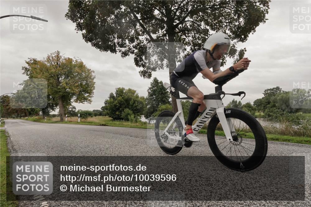 30.08.2026 - Elbe Triathlon Hamburg Michael Burmester http://msf.ph/oto/10039596 30.08.2026 08:41:38 Radfahren 197 meine-sportfotos.de