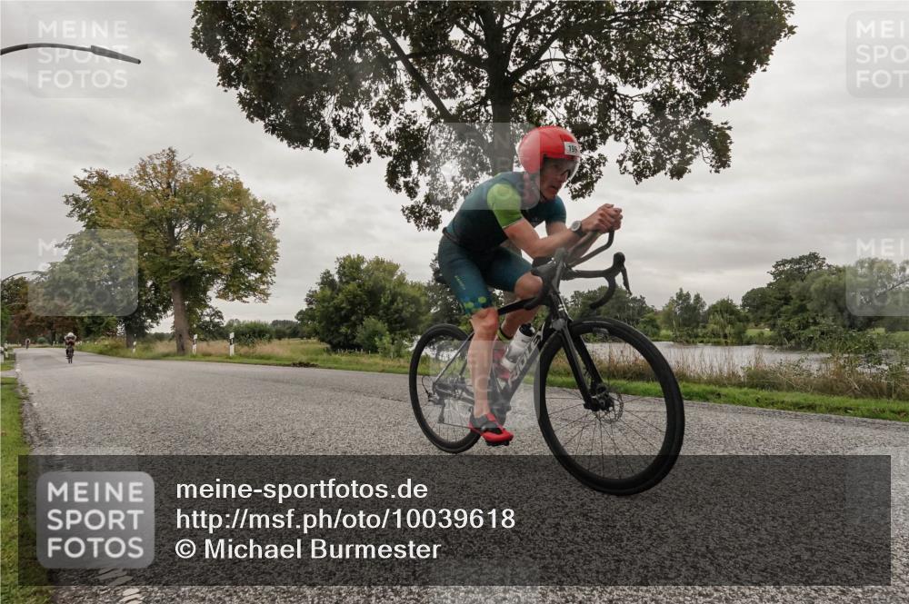 30.08.2026 - Elbe Triathlon Hamburg Michael Burmester http://msf.ph/oto/10039618 30.08.2026 08:42:31 Radfahren 199, 216 meine-sportfotos.de