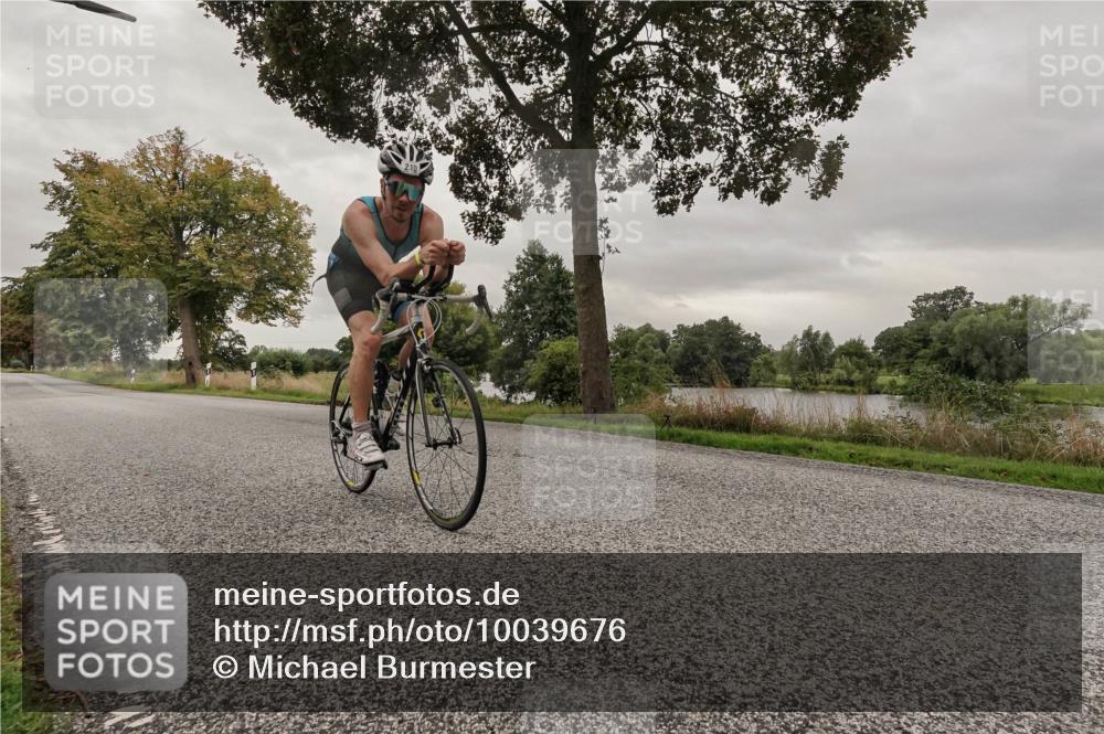 30.08.2026 - Elbe Triathlon Hamburg Michael Burmester http://msf.ph/oto/10039676 30.08.2026 08:44:27 Radfahren 210 meine-sportfotos.de