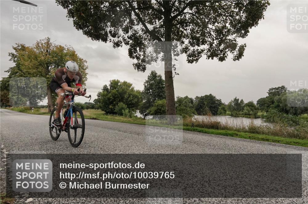 30.08.2026 - Elbe Triathlon Hamburg Michael Burmester http://msf.ph/oto/10039765 30.08.2026 08:47:50 Radfahren 236 meine-sportfotos.de