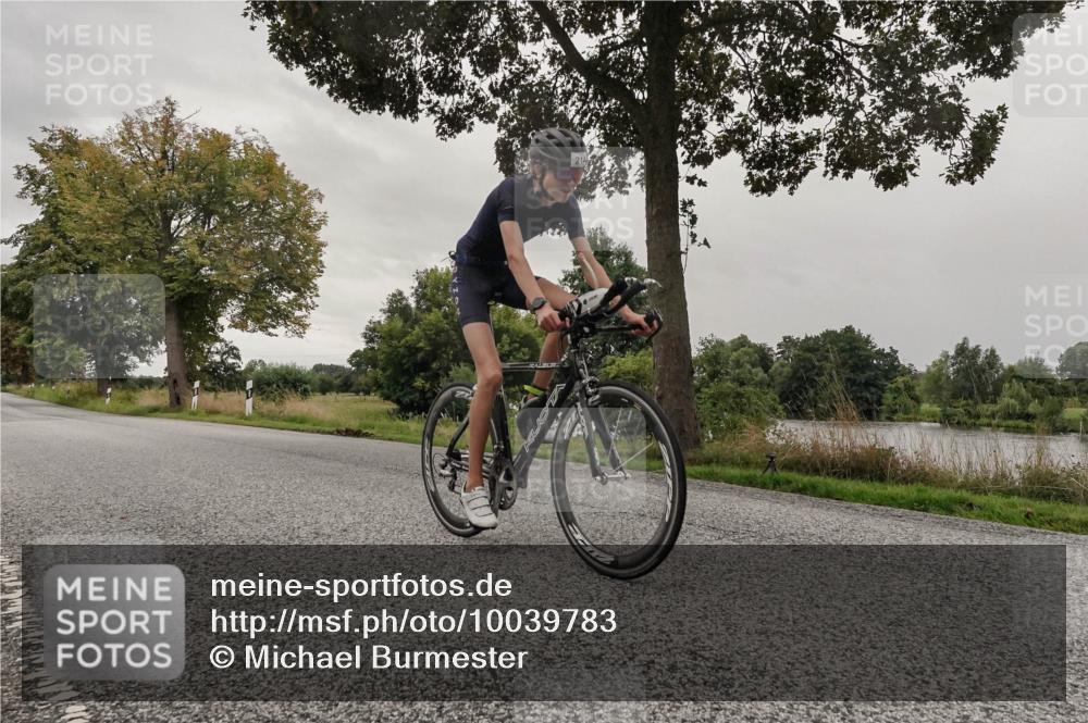 30.08.2026 - Elbe Triathlon Hamburg Michael Burmester http://msf.ph/oto/10039783 30.08.2026 08:48:47 Radfahren 208, 214 meine-sportfotos.de