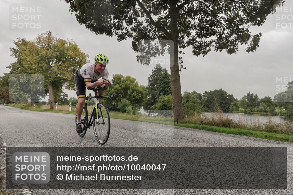 30.08.2026 - Elbe Triathlon Hamburg Michael Burmester http://msf.ph/oto/10040047 30.08.2026 08:55:07 Radfahren 216, 269 meine-sportfotos.de