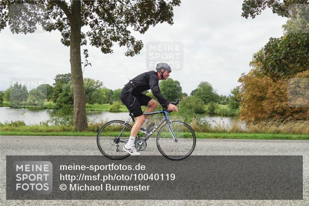 30.08.2026 - Elbe Triathlon Hamburg Michael Burmester http://msf.ph/oto/10040119 30.08.2026 10:50:11 Radfahren 932, 1006, 1017, 1145, 1295 meine-sportfotos.de