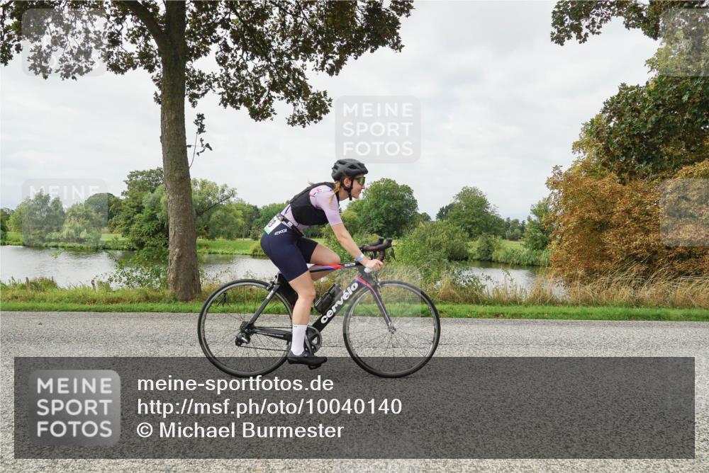 30.08.2026 - Elbe Triathlon Hamburg Michael Burmester http://msf.ph/oto/10040140 30.08.2026 10:50:20 Radfahren 803, 833, 1006, 1145, 1204, 1346, 1621 meine-sportfotos.de