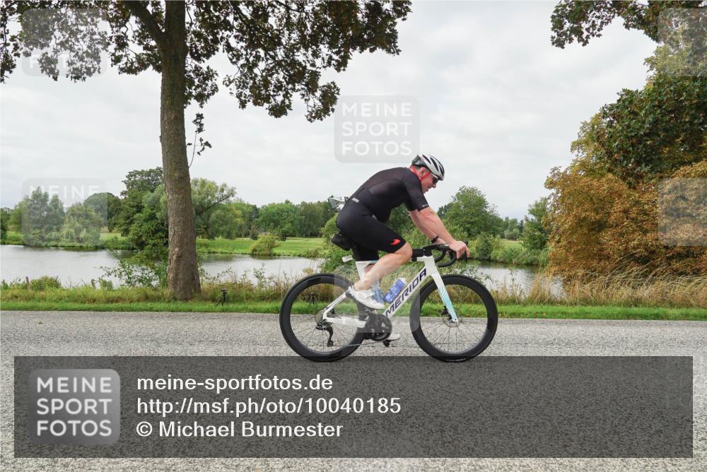 30.08.2026 - Elbe Triathlon Hamburg Michael Burmester http://msf.ph/oto/10040185 30.08.2026 10:50:43 Radfahren 1121, 1307 meine-sportfotos.de