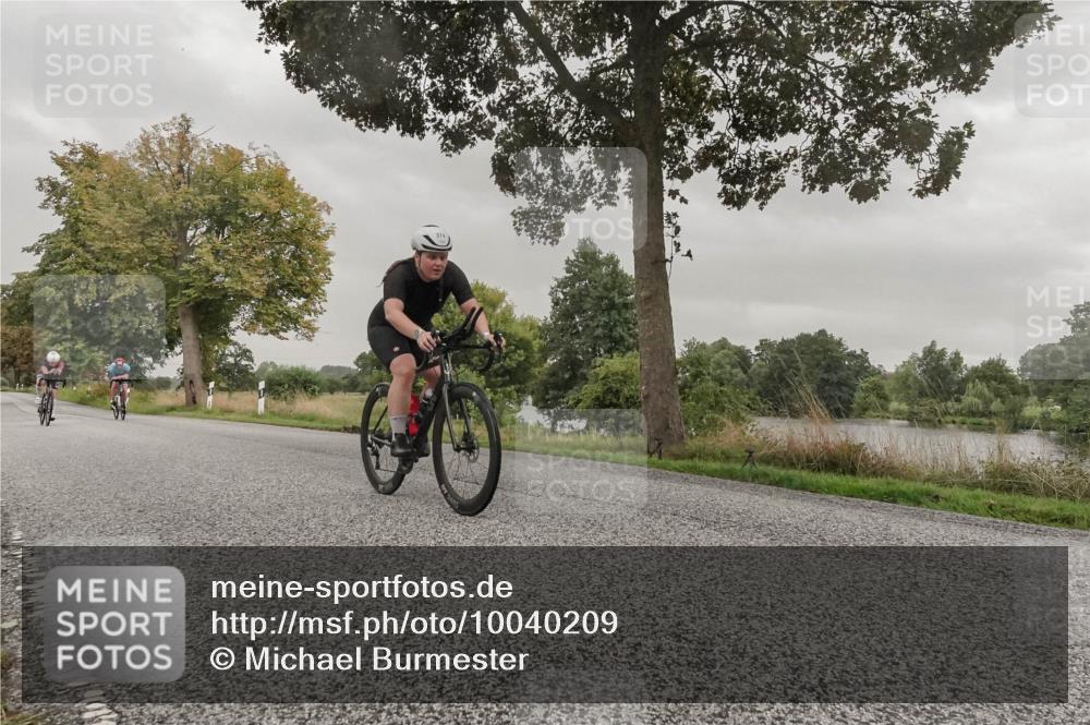 30.08.2026 - Elbe Triathlon Hamburg Michael Burmester http://msf.ph/oto/10040209 30.08.2026 08:56:51 Radfahren 262, 338, 349, 374 meine-sportfotos.de