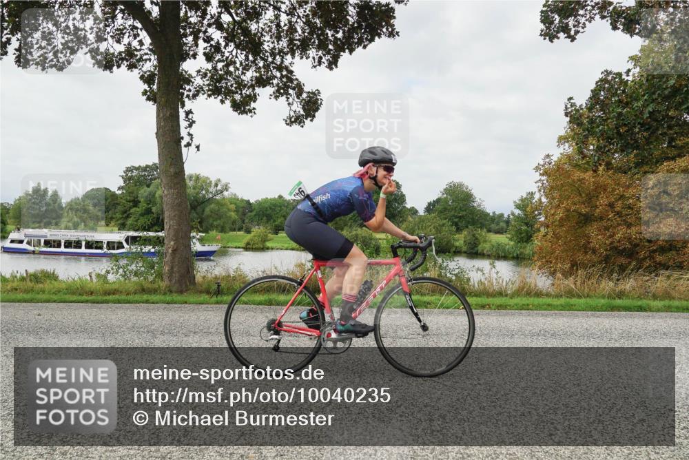 30.08.2026 - Elbe Triathlon Hamburg Michael Burmester http://msf.ph/oto/10040235 30.08.2026 10:51:15 Radfahren 943, 988, 1015, 1273, 1305, 1347 meine-sportfotos.de