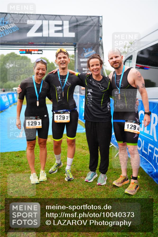 30.08.2026 - Elbe Triathlon Hamburg LAZAROV Photography http://msf.ph/oto/10040373 30.08.2026 16:01:33 Ziel  meine-sportfotos.de