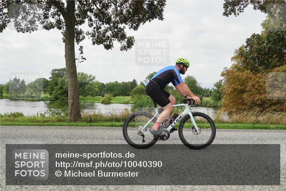 30.08.2026 - Elbe Triathlon Hamburg Michael Burmester http://msf.ph/oto/10040390 30.08.2026 10:52:25 Radfahren 1068, 1110, 1212, 1247, 1268, 1300 meine-sportfotos.de