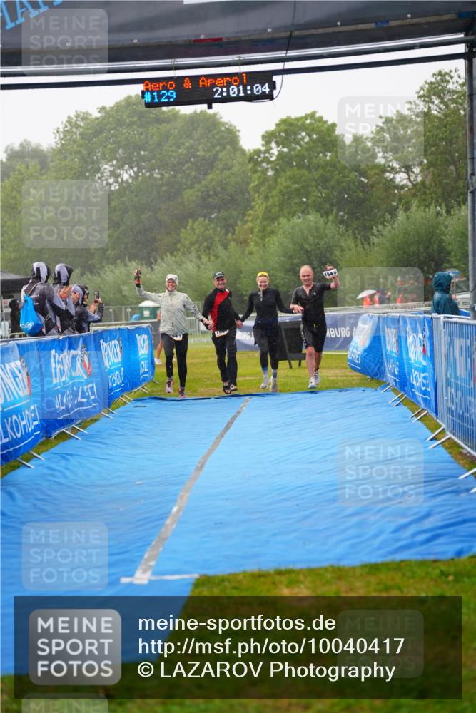 30.08.2026 - Elbe Triathlon Hamburg LAZAROV Photography http://msf.ph/oto/10040417 30.08.2026 16:05:02 Ziel  meine-sportfotos.de