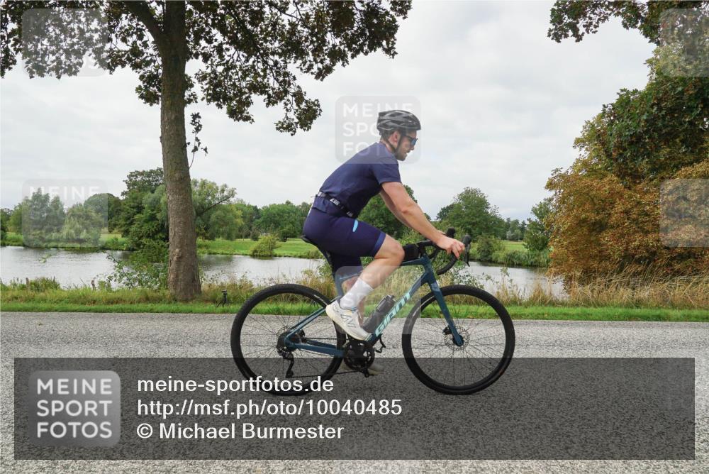 30.08.2026 - Elbe Triathlon Hamburg Michael Burmester http://msf.ph/oto/10040485 30.08.2026 10:53:24 Radfahren 893, 962, 998, 1073, 1210, 1306, 1442 meine-sportfotos.de