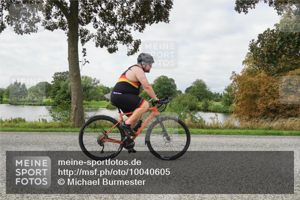 30.08.2026 - Elbe Triathlon Hamburg Michael Burmester http://msf.ph/oto/10040605 30.08.2026 10:55:07 Radfahren 978, 1095, 1181, 1219, 1292, 1350 meine-sportfotos.de