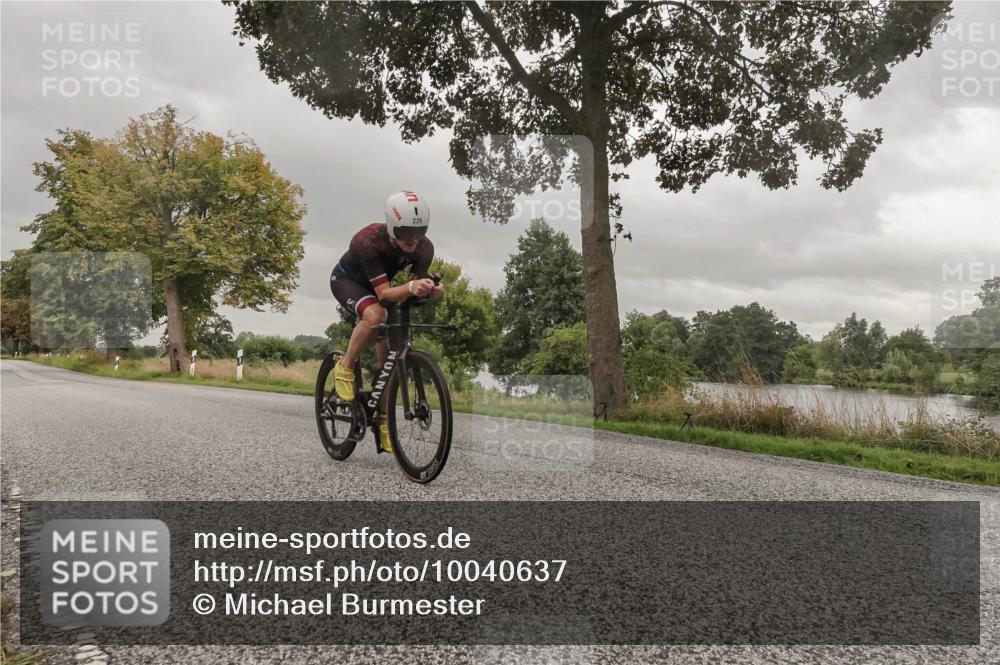 30.08.2026 - Elbe Triathlon Hamburg Michael Burmester http://msf.ph/oto/10040637 30.08.2026 08:59:43 Radfahren 229, 238, 274, 325, 340 meine-sportfotos.de