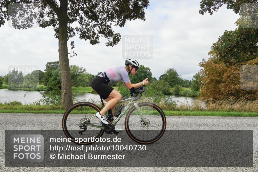 30.08.2026 - Elbe Triathlon Hamburg Michael Burmester http://msf.ph/oto/10040730 30.08.2026 10:56:38 Radfahren 900, 1065, 1233, 1304, 1452 meine-sportfotos.de