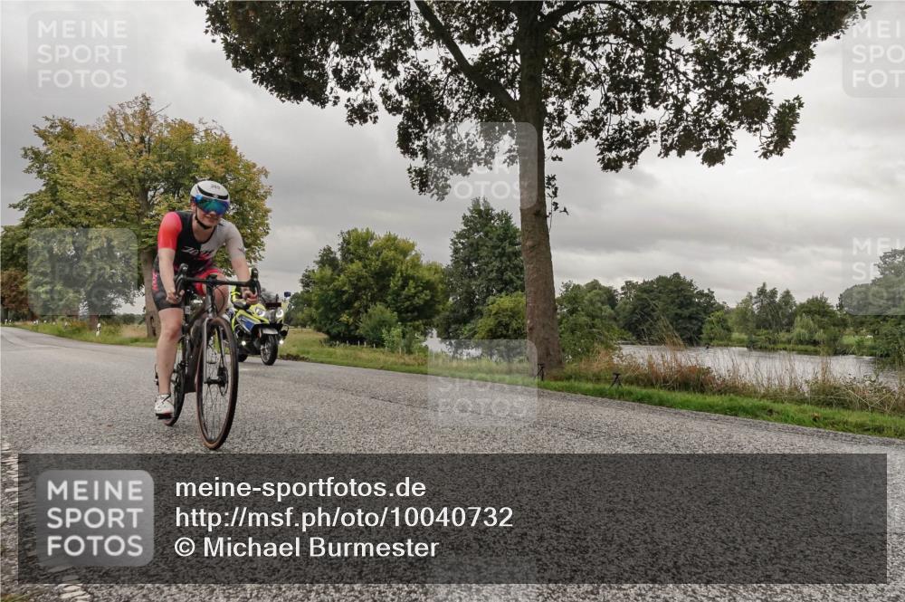 30.08.2026 - Elbe Triathlon Hamburg Michael Burmester http://msf.ph/oto/10040732 30.08.2026 09:00:36 Radfahren 389, 391 meine-sportfotos.de
