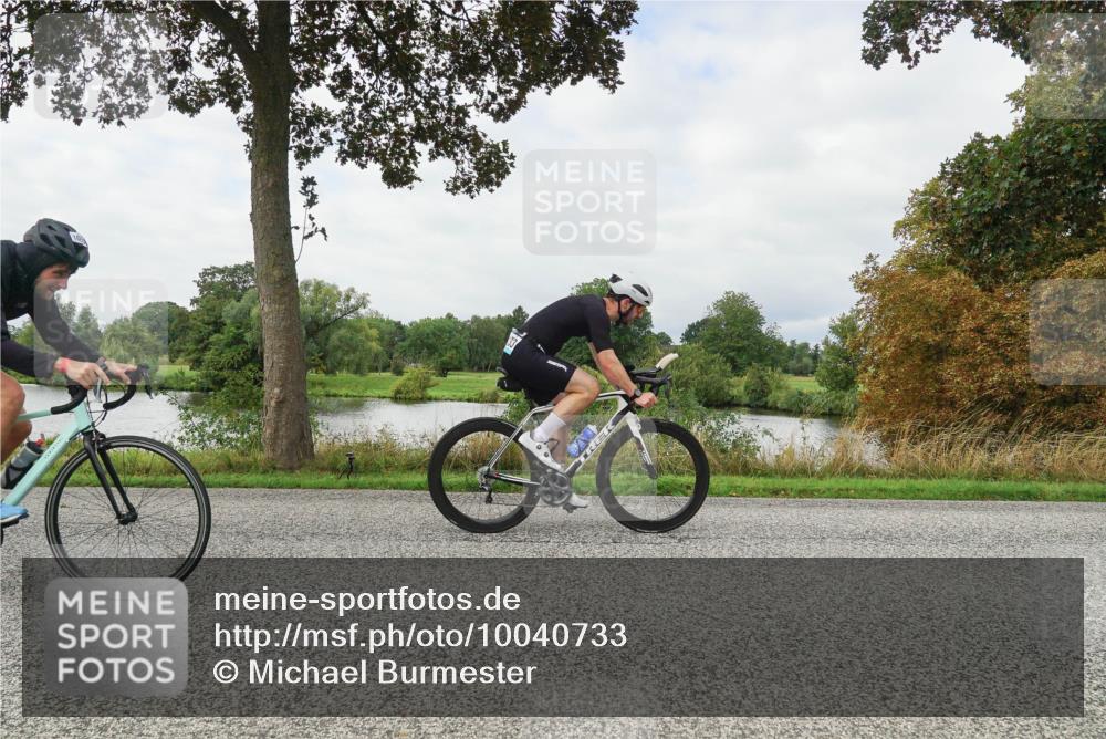 30.08.2026 - Elbe Triathlon Hamburg Michael Burmester http://msf.ph/oto/10040733 30.08.2026 10:56:40 Radfahren 900, 1065, 1233, 1304 meine-sportfotos.de