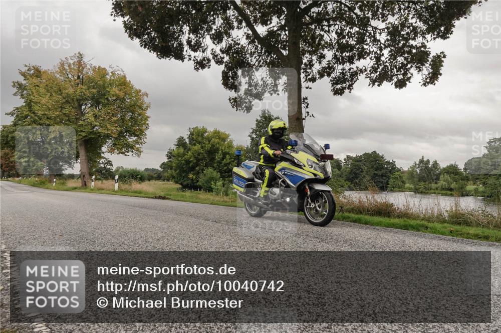 30.08.2026 - Elbe Triathlon Hamburg Michael Burmester http://msf.ph/oto/10040742 30.08.2026 09:00:37 Radfahren 292, 389, 391 meine-sportfotos.de