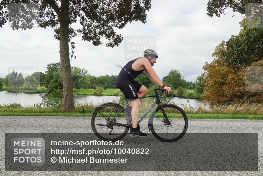 30.08.2026 - Elbe Triathlon Hamburg Michael Burmester http://msf.ph/oto/10040822 30.08.2026 10:57:33 Radfahren 1081, 1150, 1250, 1262, 1343, 1375 meine-sportfotos.de