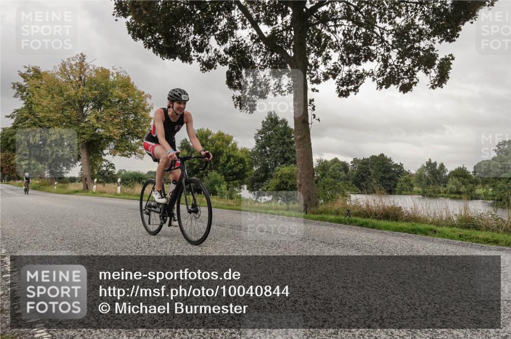 30.08.2026 - Elbe Triathlon Hamburg Michael Burmester http://msf.ph/oto/10040844 30.08.2026 09:01:26 Radfahren 285, 305, 327, 353, 354 meine-sportfotos.de