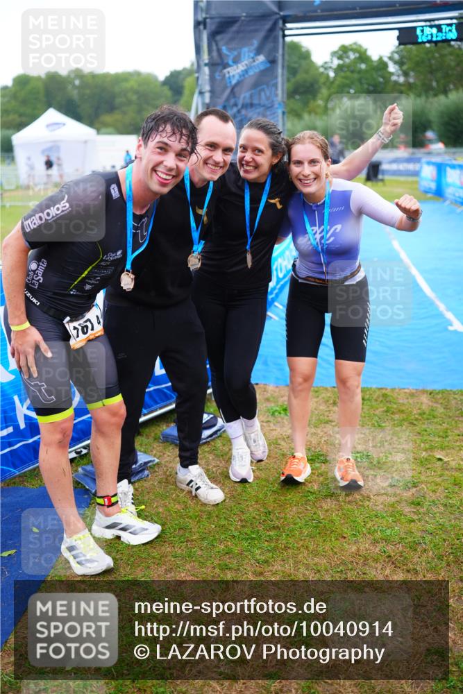 30.08.2026 - Elbe Triathlon Hamburg LAZAROV Photography http://msf.ph/oto/10040914 30.08.2026 16:12:00 Ziel  meine-sportfotos.de