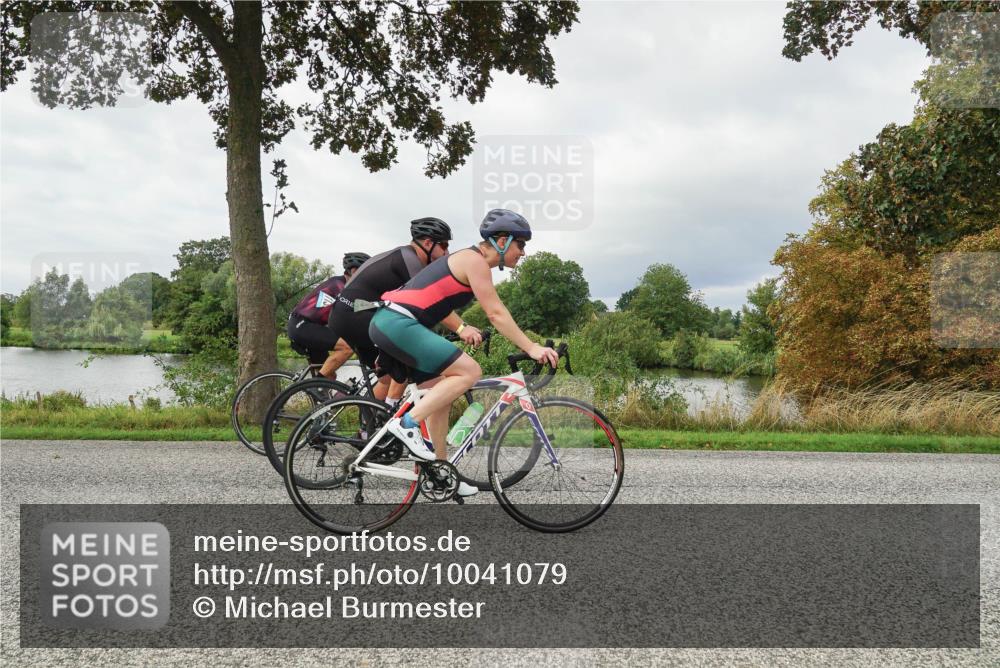 30.08.2026 - Elbe Triathlon Hamburg Michael Burmester http://msf.ph/oto/10041079 30.08.2026 11:00:47 Radfahren 952, 1082, 1139, 1168 meine-sportfotos.de