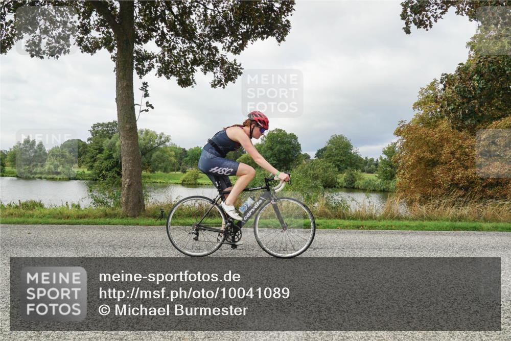 30.08.2026 - Elbe Triathlon Hamburg Michael Burmester http://msf.ph/oto/10041089 30.08.2026 11:00:59 Radfahren 1011, 1149, 1426 meine-sportfotos.de