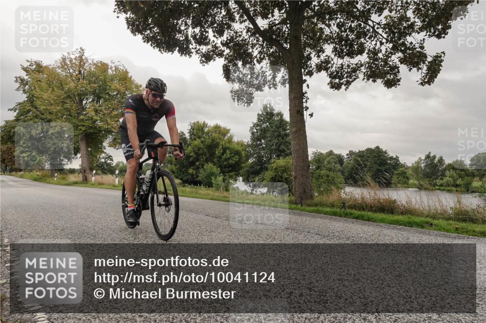 30.08.2026 - Elbe Triathlon Hamburg Michael Burmester http://msf.ph/oto/10041124 30.08.2026 09:03:16 Radfahren 231, 293 meine-sportfotos.de