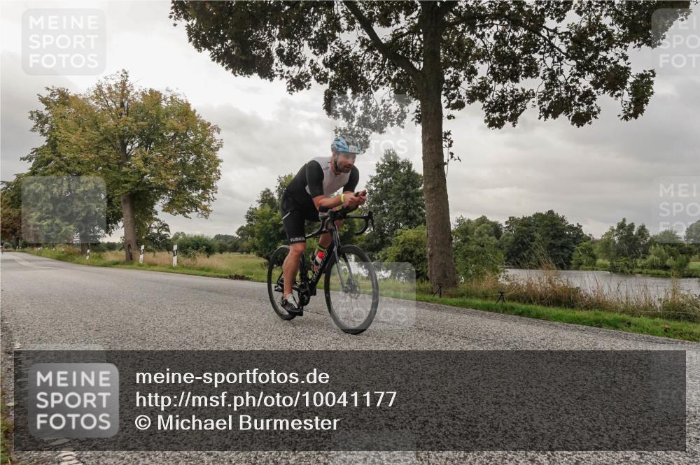 30.08.2026 - Elbe Triathlon Hamburg Michael Burmester http://msf.ph/oto/10041177 30.08.2026 09:03:57 Radfahren 208, 299, 381 meine-sportfotos.de