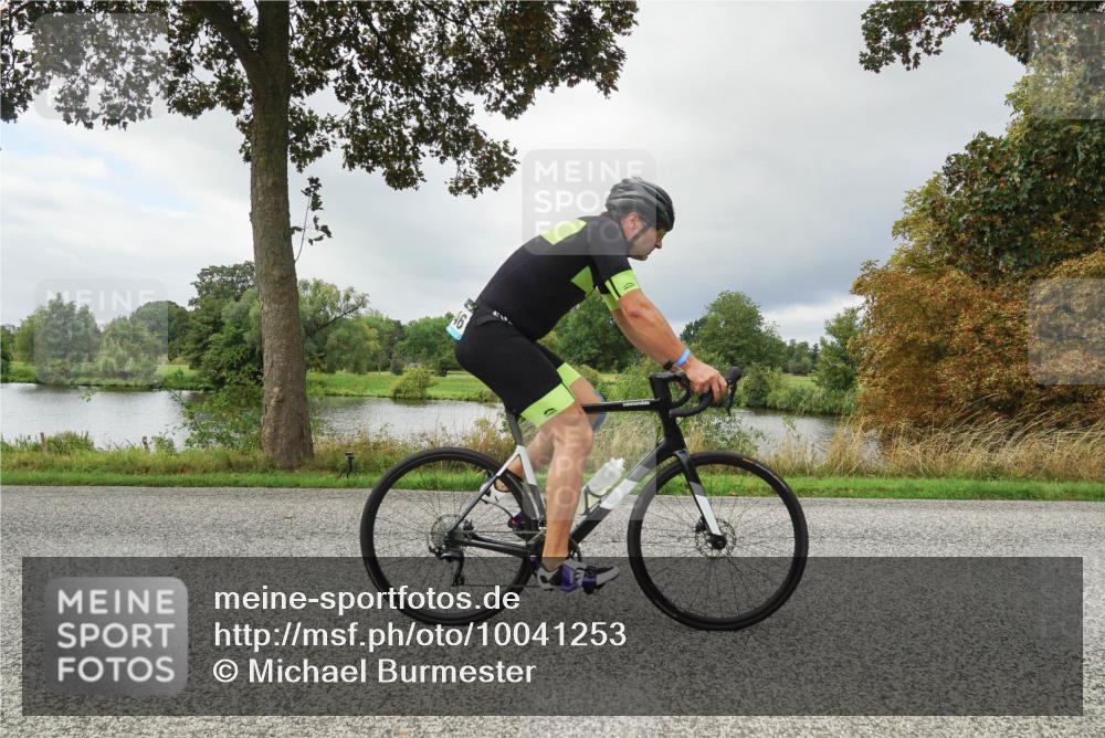 30.08.2026 - Elbe Triathlon Hamburg Michael Burmester http://msf.ph/oto/10041253 30.08.2026 11:03:19 Radfahren 1161, 1246, 1378 meine-sportfotos.de