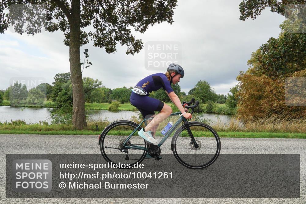 30.08.2026 - Elbe Triathlon Hamburg Michael Burmester http://msf.ph/oto/10041261 30.08.2026 11:03:32 Radfahren 1122, 1141, 1462 meine-sportfotos.de