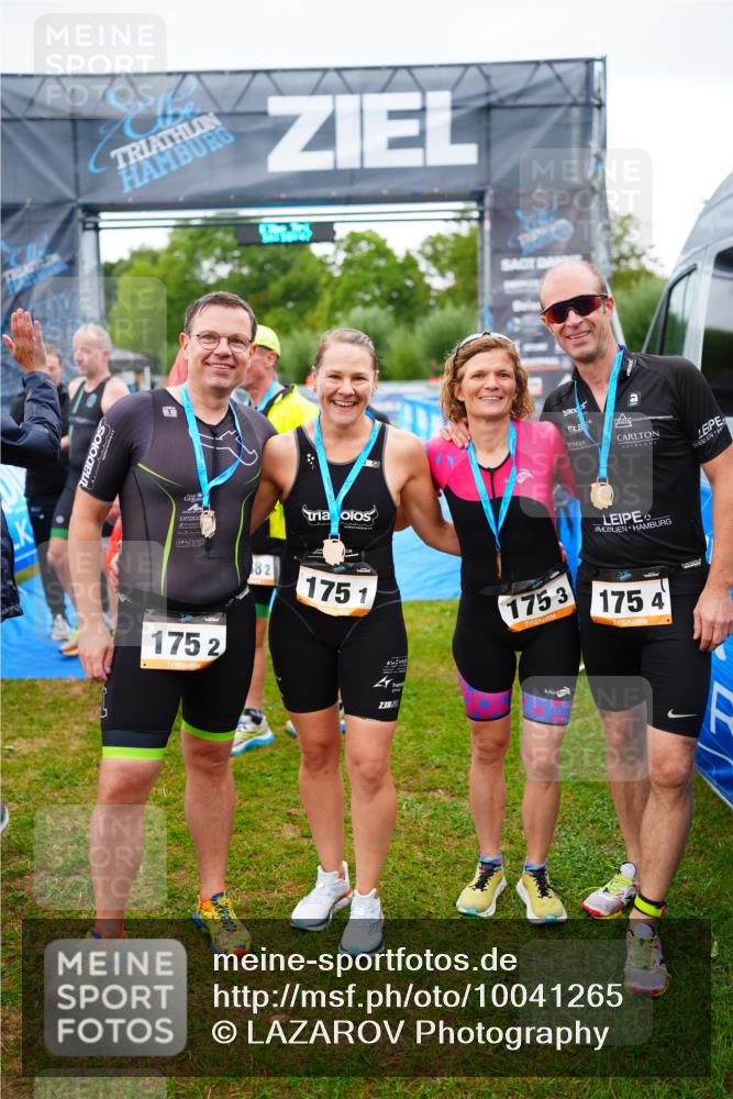 30.08.2026 - Elbe Triathlon Hamburg LAZAROV Photography http://msf.ph/oto/10041265 30.08.2026 16:18:47 Ziel  meine-sportfotos.de