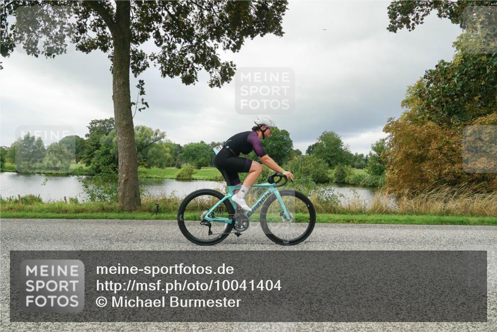 30.08.2026 - Elbe Triathlon Hamburg Michael Burmester http://msf.ph/oto/10041404 30.08.2026 11:05:28 Radfahren 1266, 1387 meine-sportfotos.de