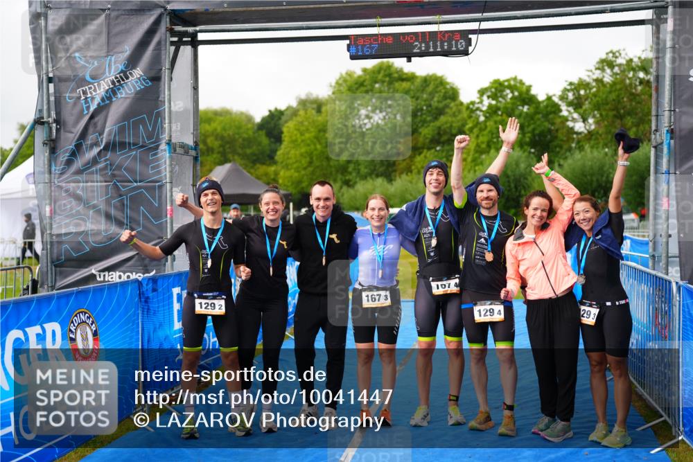 30.08.2026 - Elbe Triathlon Hamburg LAZAROV Photography http://msf.ph/oto/10041447 30.08.2026 16:20:44 Ziel  meine-sportfotos.de