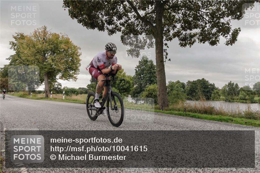 30.08.2026 - Elbe Triathlon Hamburg Michael Burmester http://msf.ph/oto/10041615 30.08.2026 09:08:29 Radfahren 307, 331 meine-sportfotos.de