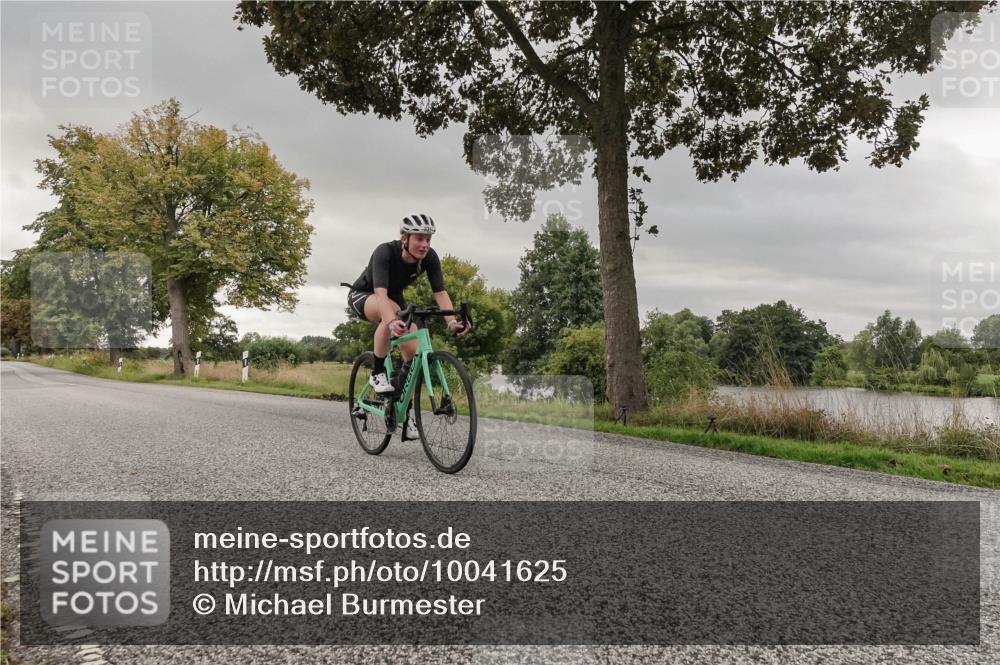 30.08.2026 - Elbe Triathlon Hamburg Michael Burmester http://msf.ph/oto/10041625 30.08.2026 09:08:33 Radfahren 331, 496 meine-sportfotos.de