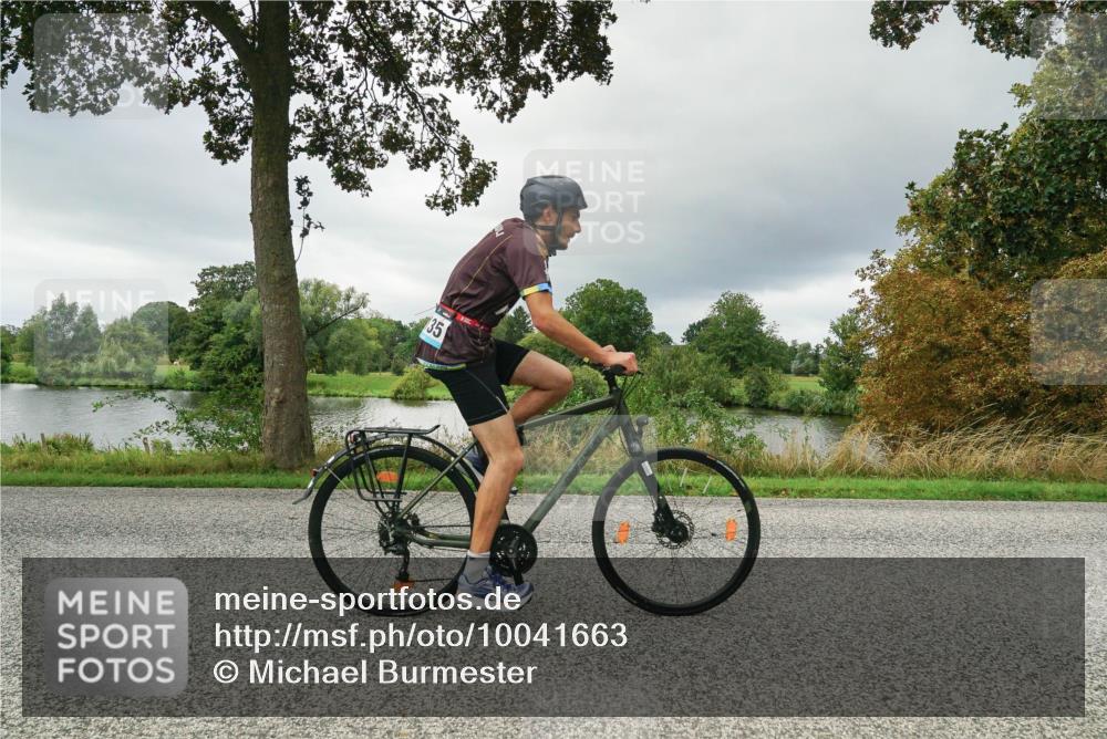 30.08.2026 - Elbe Triathlon Hamburg Michael Burmester http://msf.ph/oto/10041663 30.08.2026 11:08:09 Radfahren 1135, 1278, 1310, 1335, 1398, 1399, 1410, 1432 meine-sportfotos.de