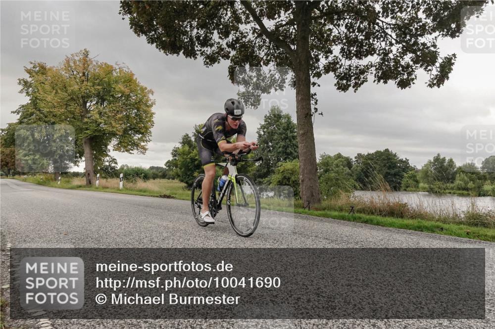 30.08.2026 - Elbe Triathlon Hamburg Michael Burmester http://msf.ph/oto/10041690 30.08.2026 09:09:16 Radfahren 286, 411, 420 meine-sportfotos.de
