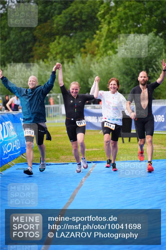 30.08.2026 - Elbe Triathlon Hamburg LAZAROV Photography http://msf.ph/oto/10041698 30.08.2026 16:23:50 Ziel  meine-sportfotos.de