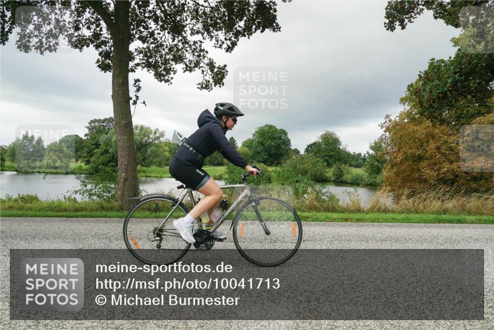30.08.2026 - Elbe Triathlon Hamburg Michael Burmester http://msf.ph/oto/10041713 30.08.2026 11:08:44 Radfahren 906, 1258, 1516, 1516 meine-sportfotos.de