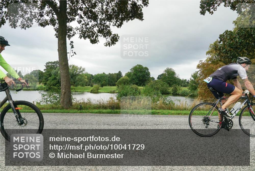 30.08.2026 - Elbe Triathlon Hamburg Michael Burmester http://msf.ph/oto/10041729 30.08.2026 11:09:09 Radfahren 1128, 1253, 1316 meine-sportfotos.de