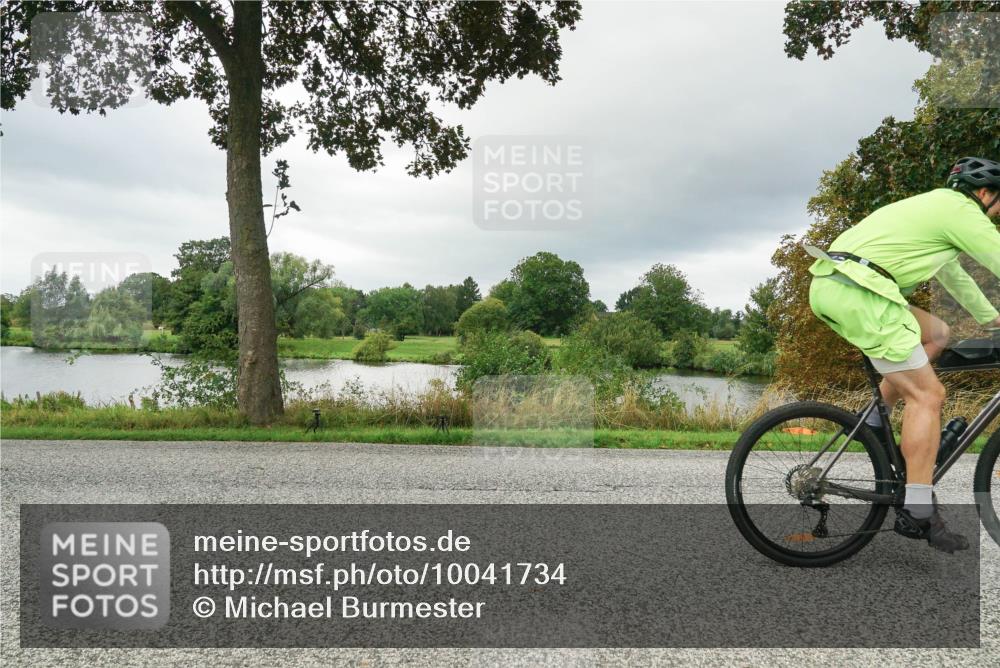 30.08.2026 - Elbe Triathlon Hamburg Michael Burmester http://msf.ph/oto/10041734 30.08.2026 11:09:09 Radfahren 1128, 1253, 1316 meine-sportfotos.de
