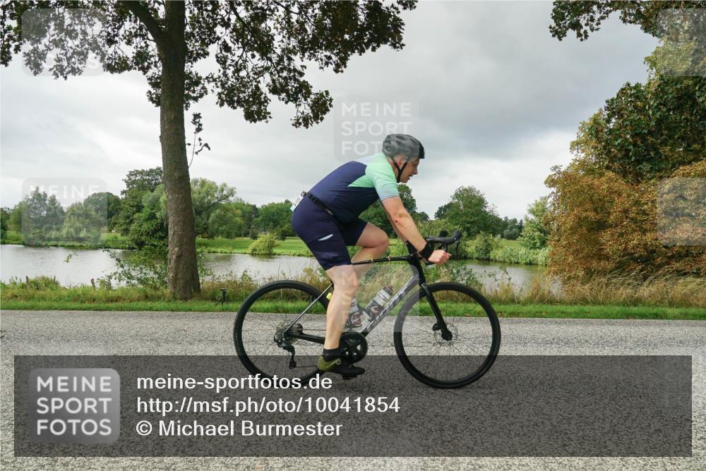30.08.2026 - Elbe Triathlon Hamburg Michael Burmester http://msf.ph/oto/10041854 30.08.2026 11:11:37 Radfahren 1282, 1385 meine-sportfotos.de